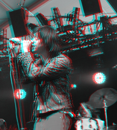 Julian Casablancas at Coachella 2010, shot in stereoscopic 3D by Coldie.